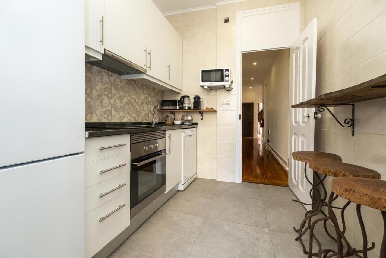Retro M2 R4 - Lovely Double Room With Shared Bathroom — Photos 3